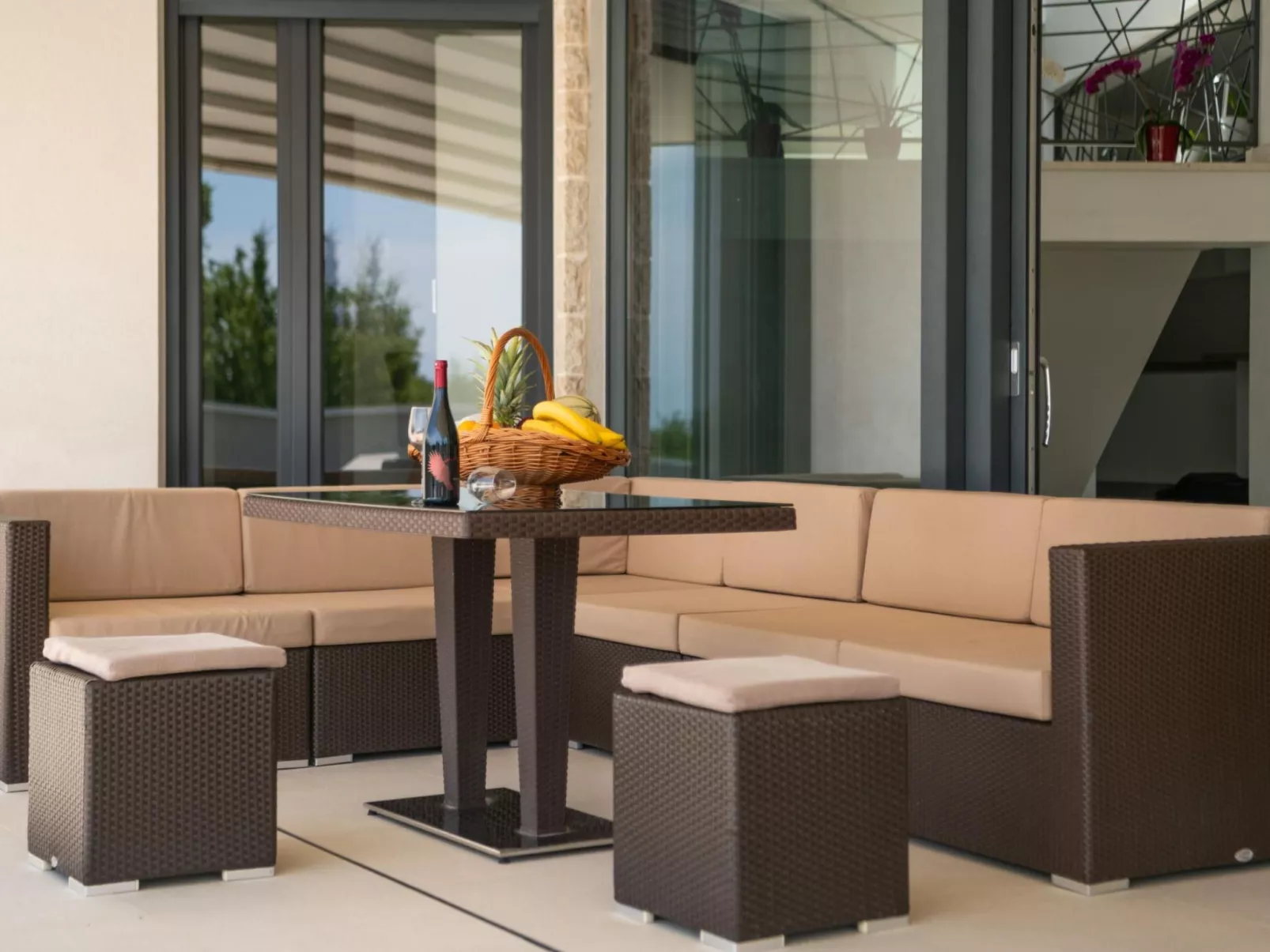 Villa EmMa mit 5 Schlafzimmern und beheiztem Pool-Drinnen