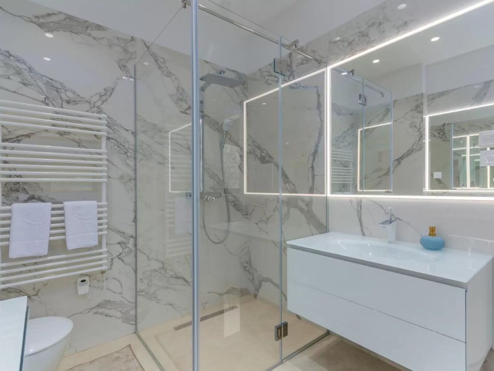 Villa Gabrijela für 10 Personen in Valentići-Inside