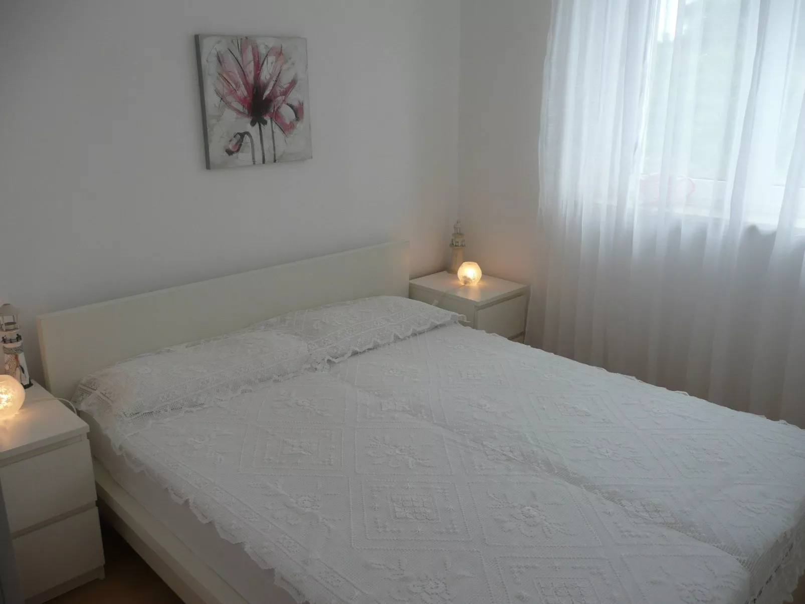 Mit beheiztem Pool und Meerblick-Inside