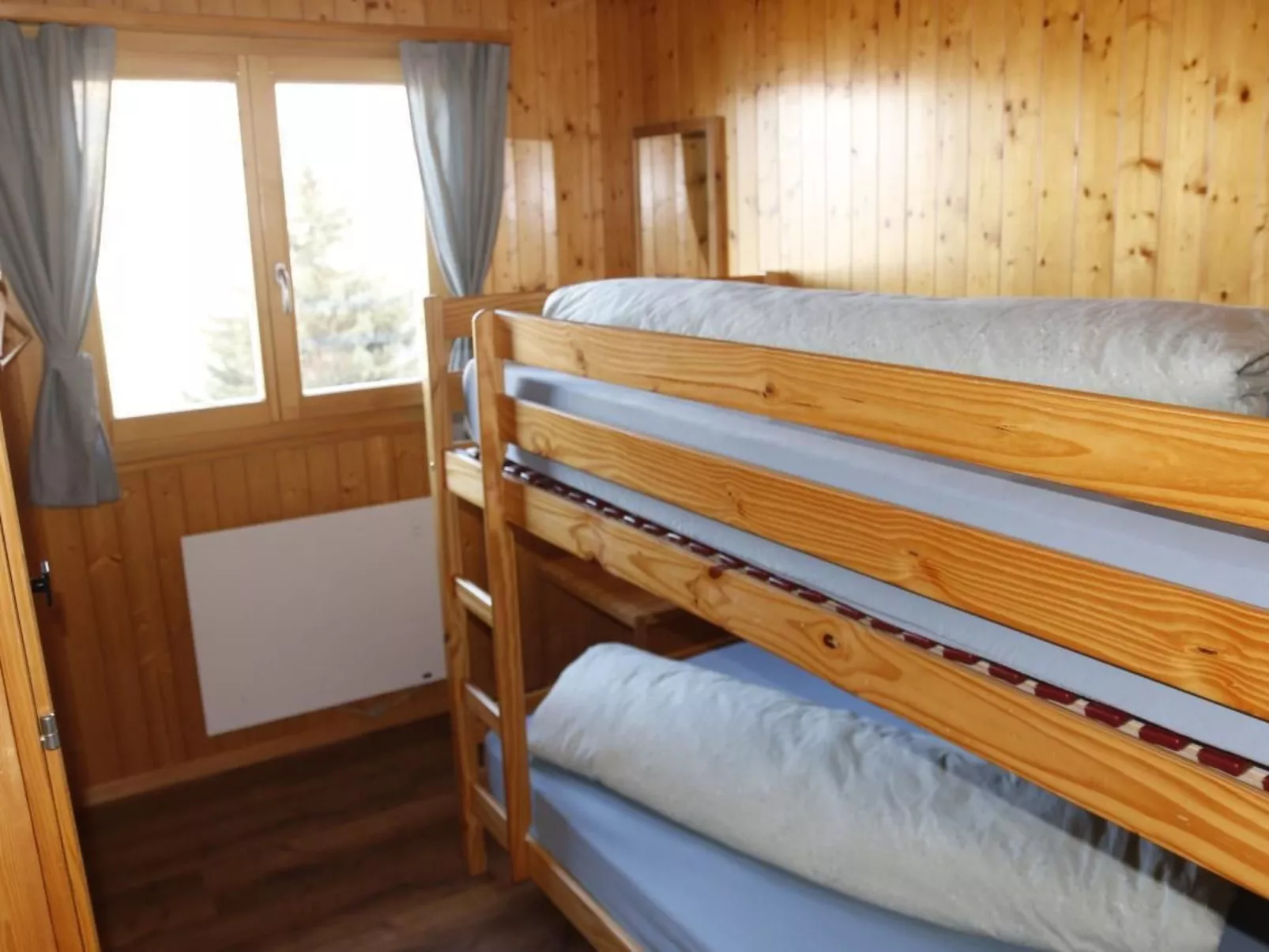 Chalet Écureuil-Image-tags.info