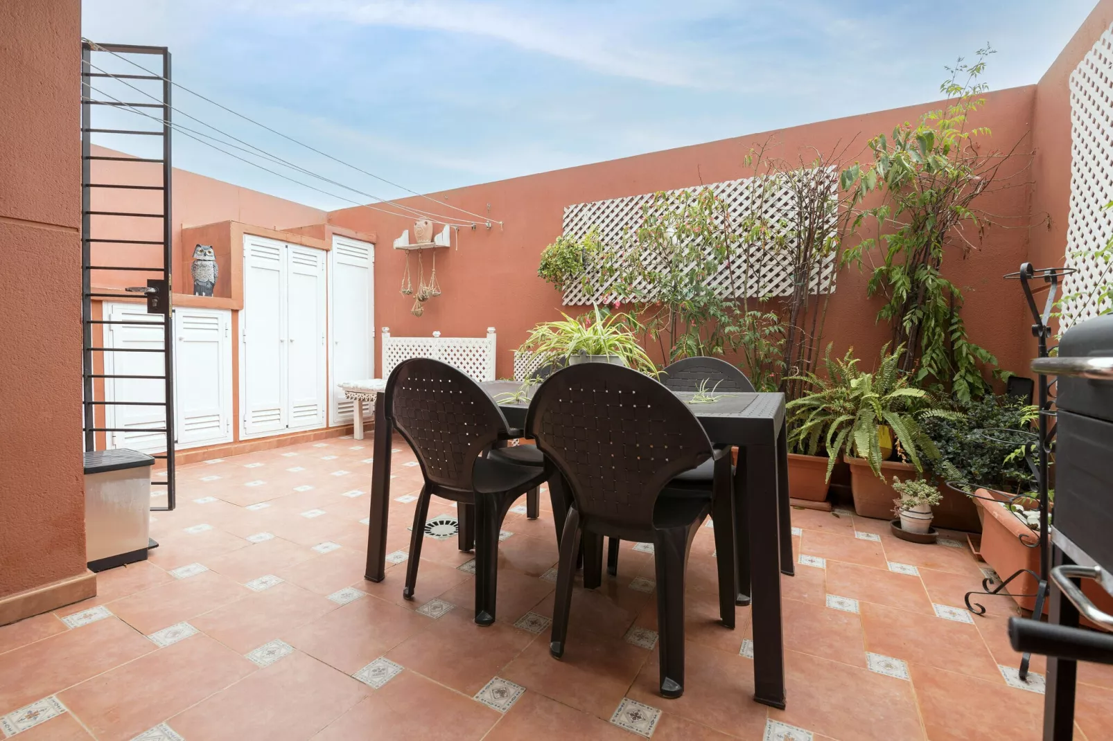 La RoteÑa-Exterior summer