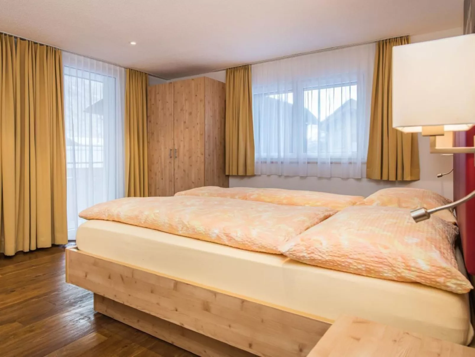 Top Ferienwohnung Castor für 2-7 Personen-Dedans