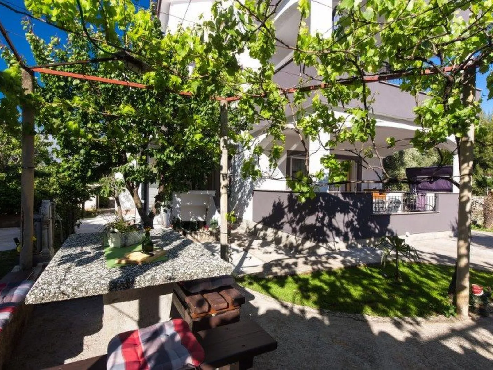 Kleines Studio Slaven in Krk-Outside