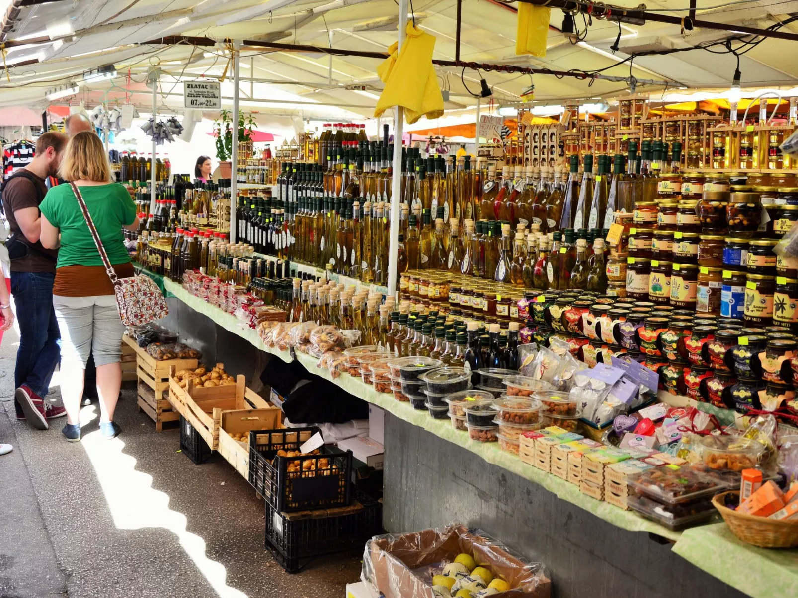 Wohnung mit Grill, Terrasse und Garten-Draußen