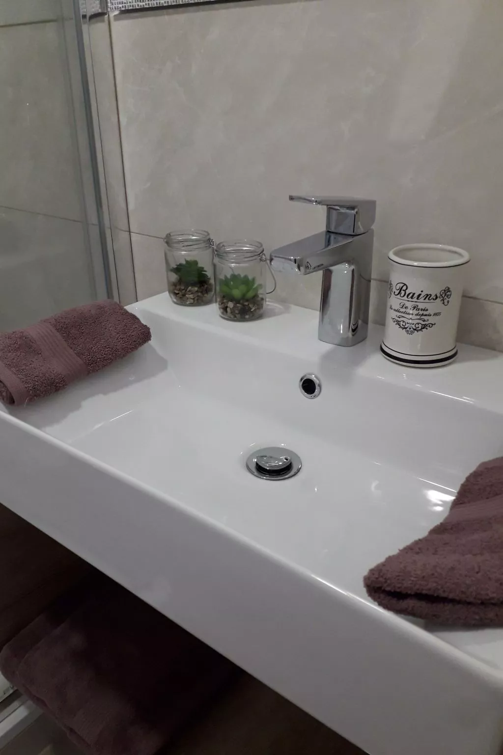 Wohnung in Vodice mit Grill-Drinnen