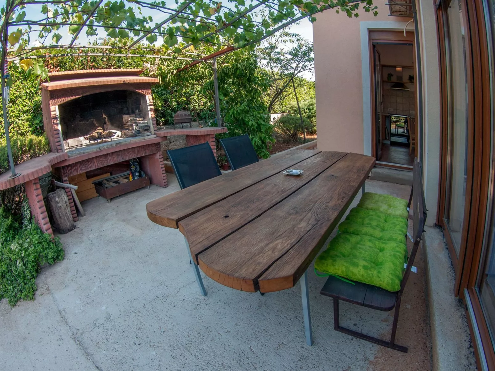 Erdgeschosswohnung für 7 Personen-Draußen