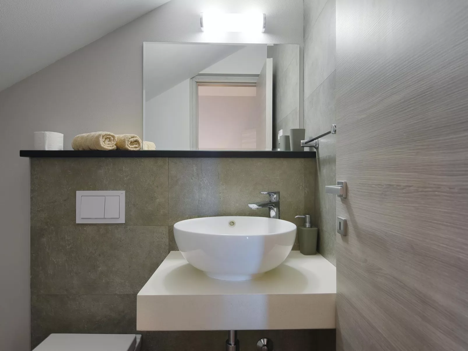 Luxusvilla Sunrise Premantur mit Pool-Drinnen