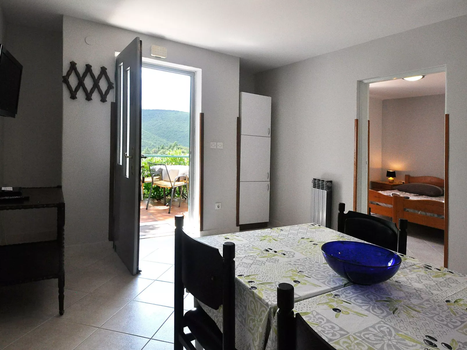 Hübsche Wohnung mit teilweisem Meerblick, für 4 Personen-Dedans