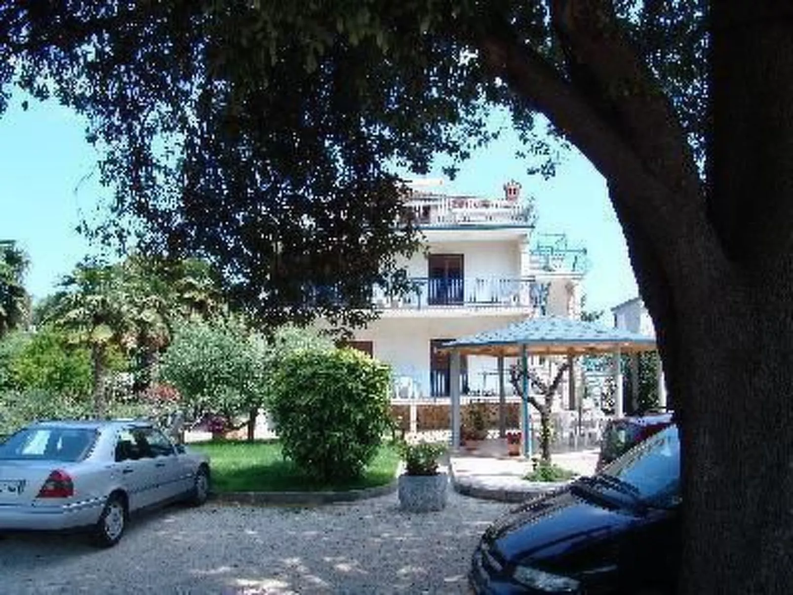 Apartmentkomplex Jakov - Draußen