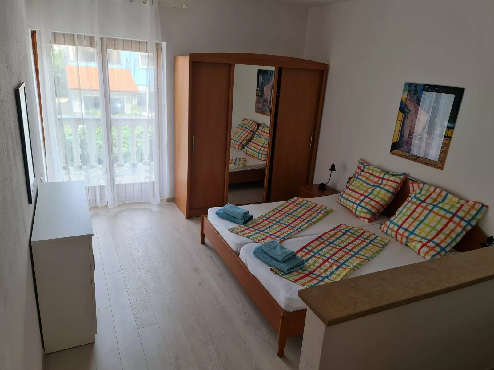 Appartement mit Balkon-Inside