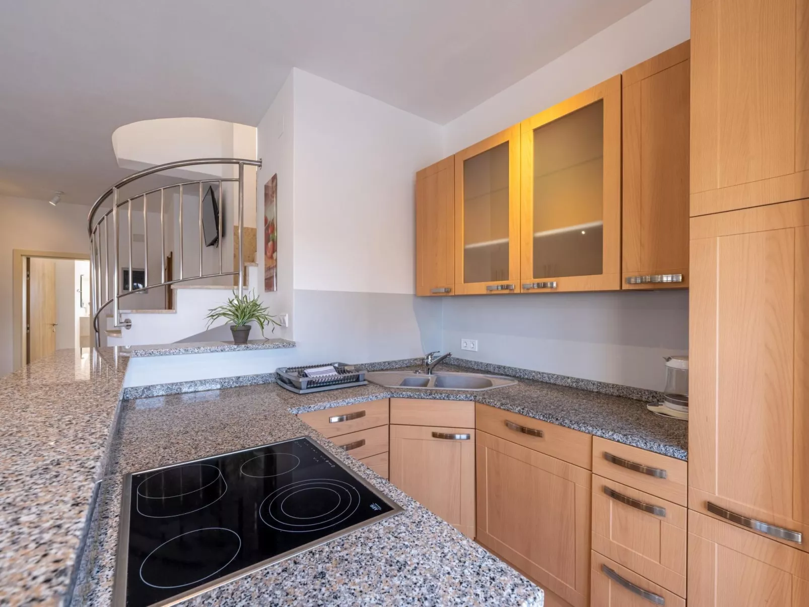 Villa Suzanne-Image-tags.info