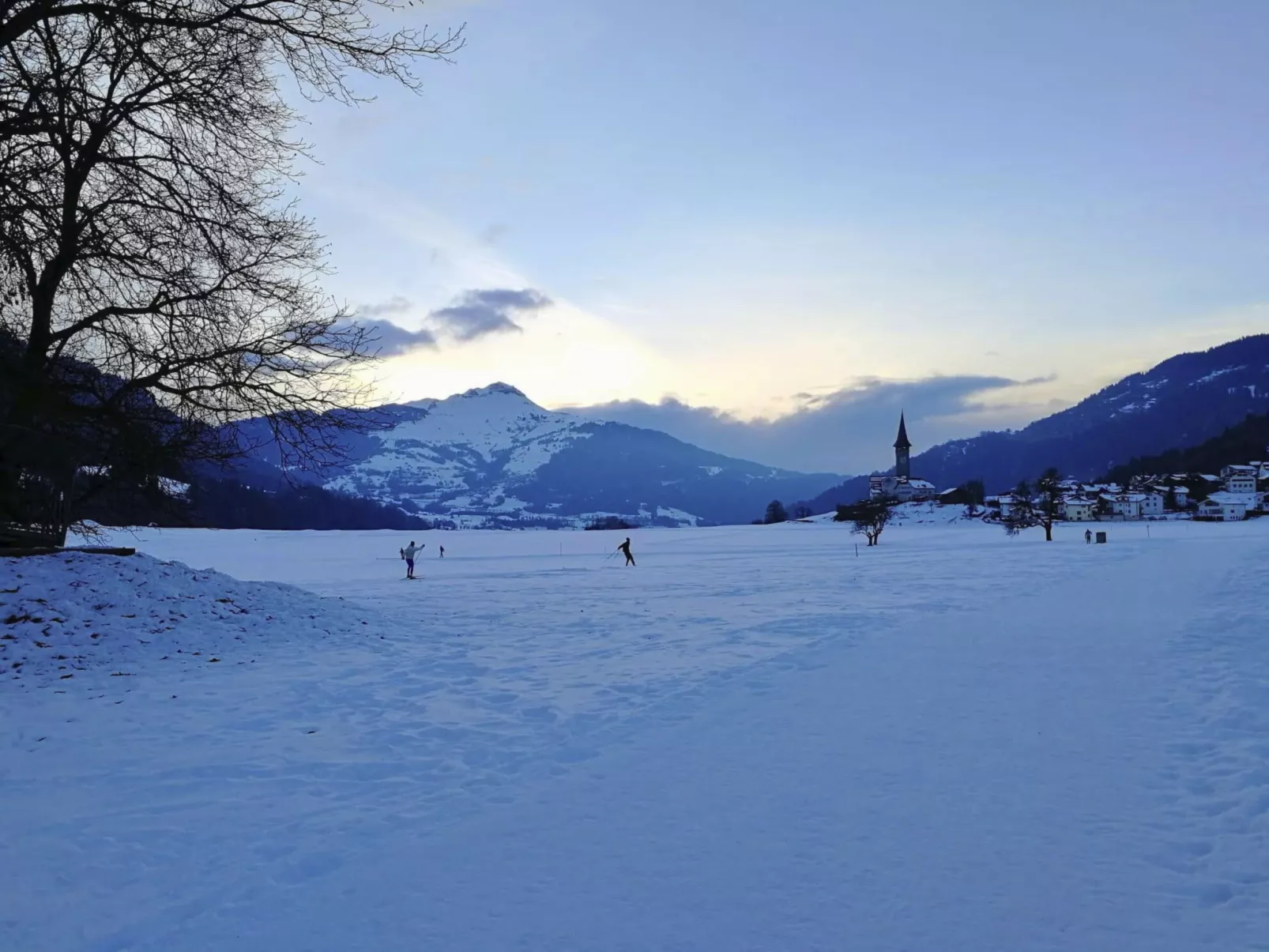 Chalet mit Bergsicht-Image-tags.info