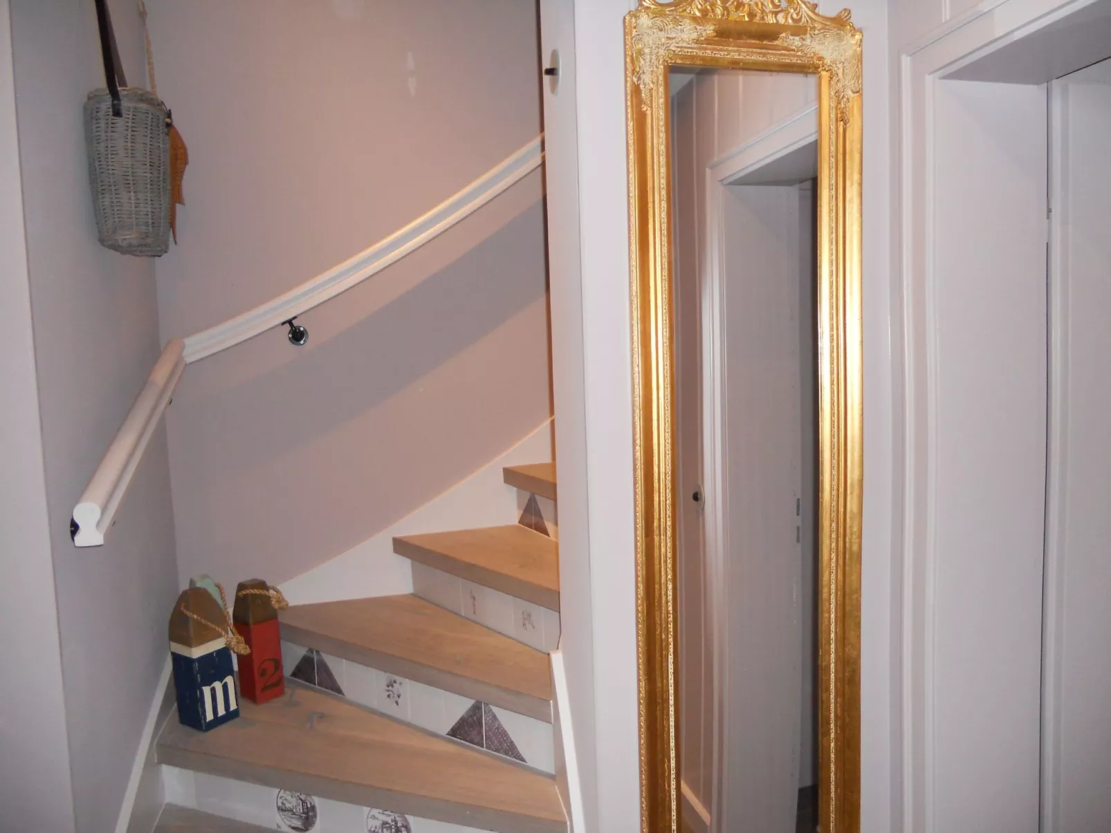 Wünderschöner Hausteil mit Garten-Inside