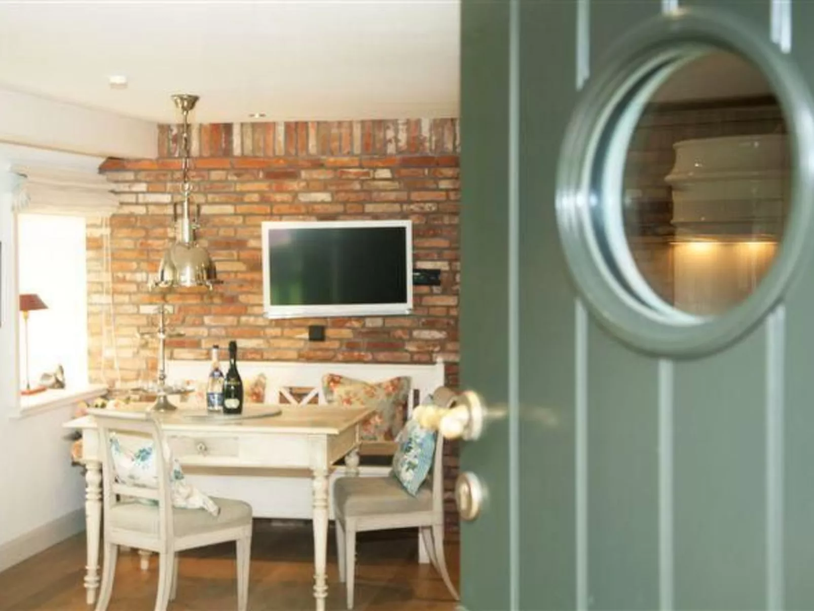 Luxuriöses Apartment in Reetdachhaus