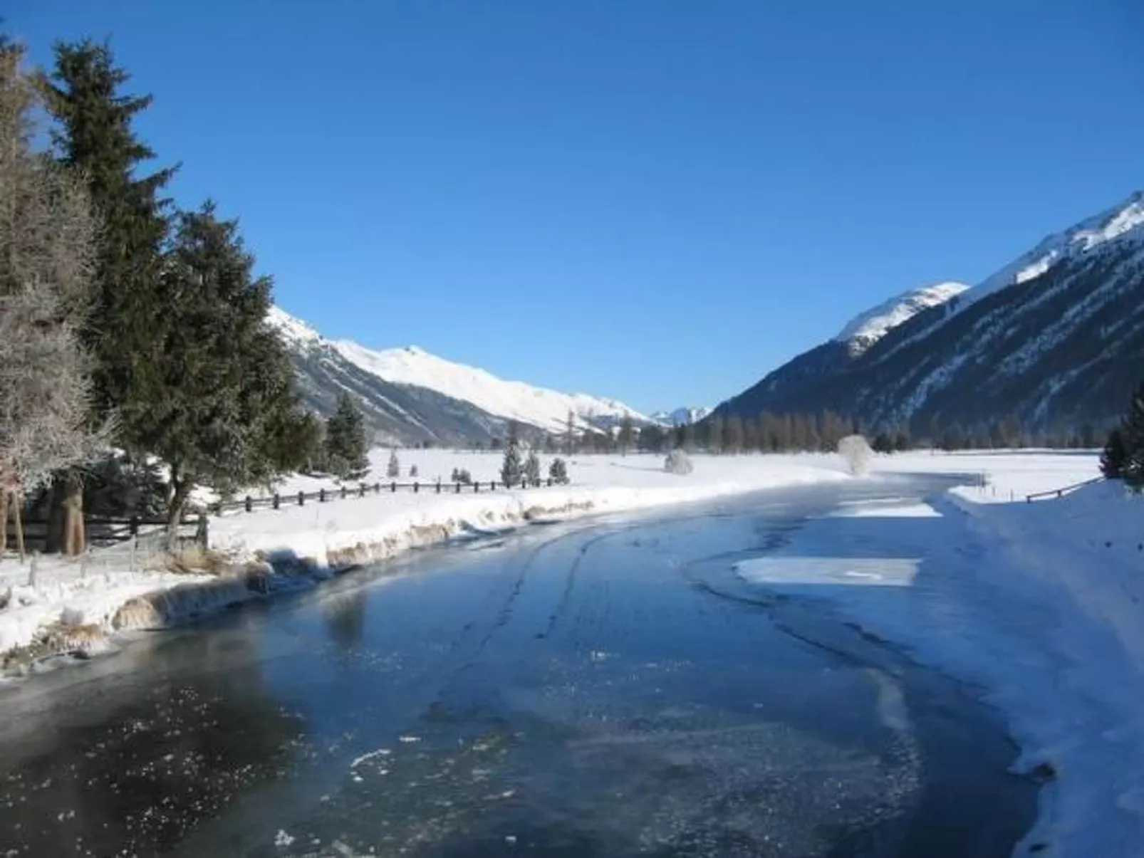 Chesa Champagna 18-Draußen