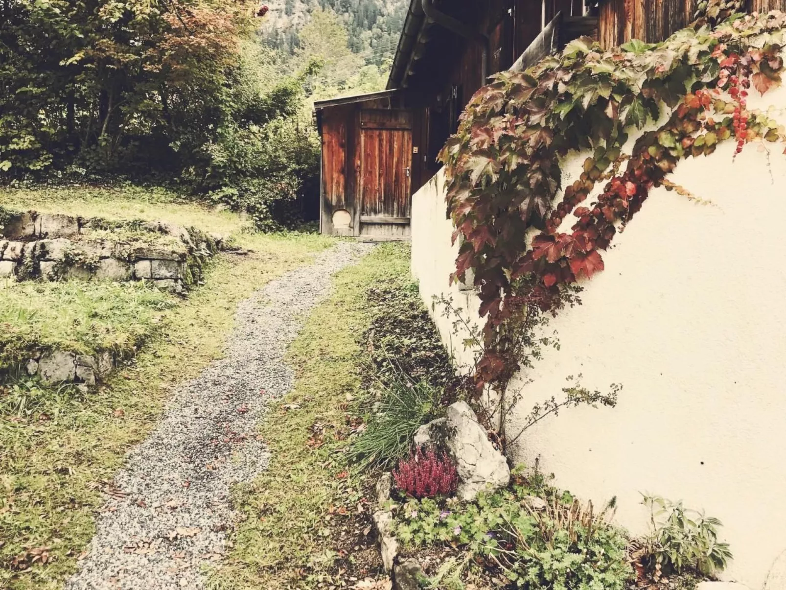 Haus "Nyfeler" Obergeschoss 4-Bettwohnung-Outside