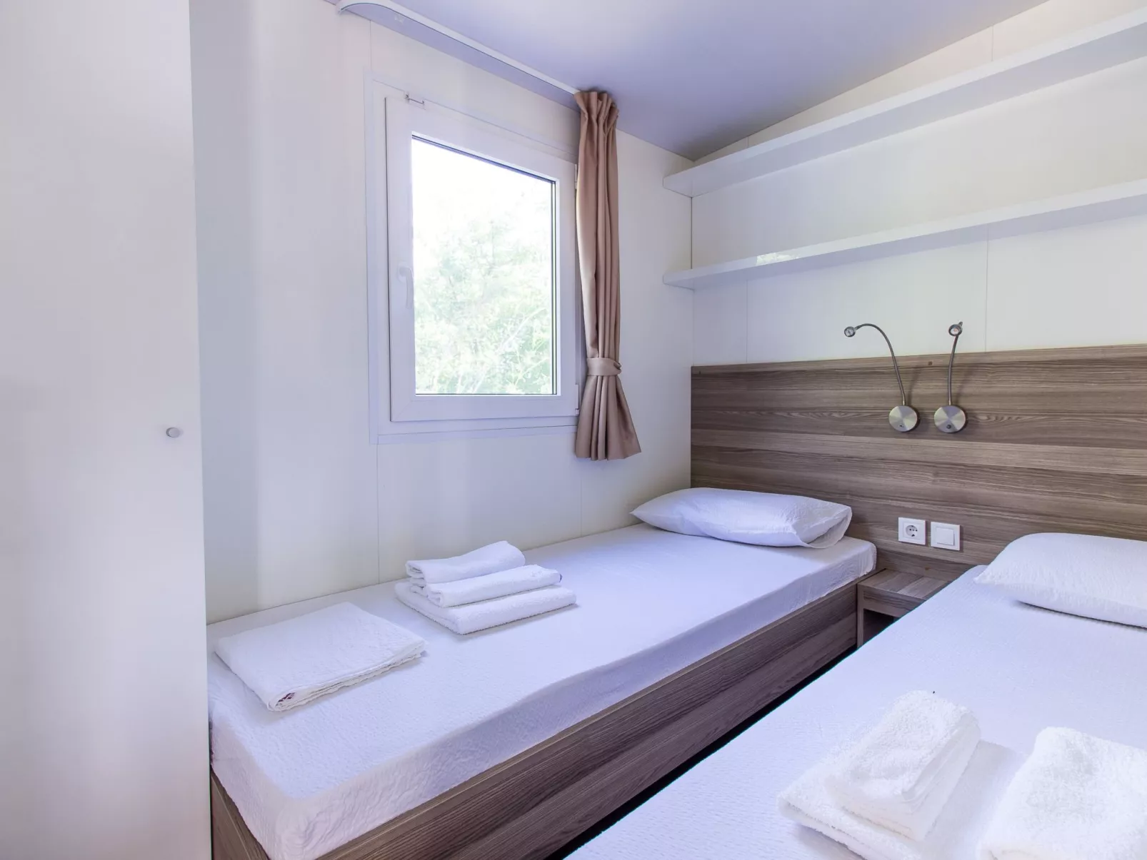 Mobilheim für 4 Erwachsene und 2 Kinder-Inside