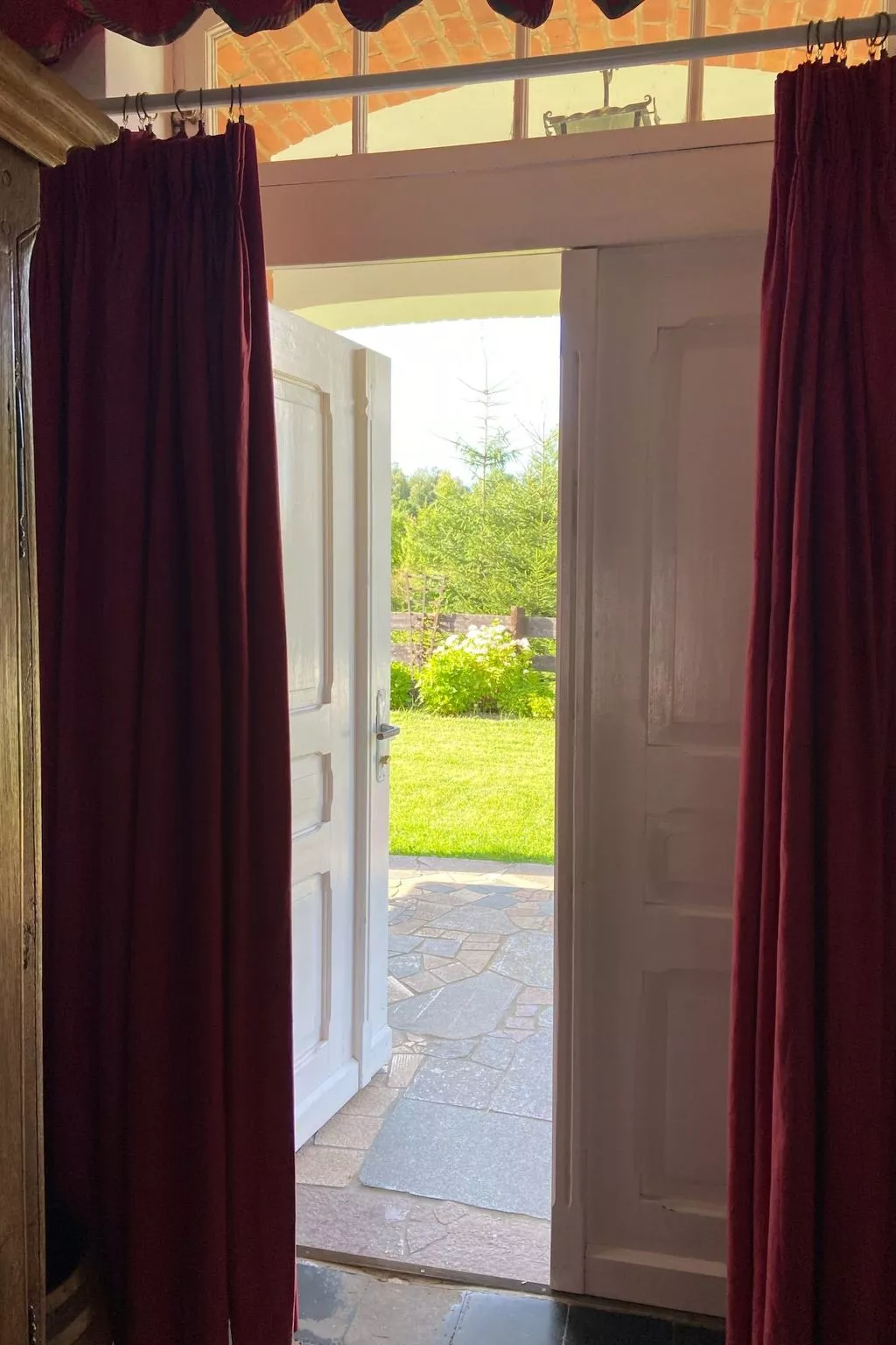 Alte Dorfschule-Draußen