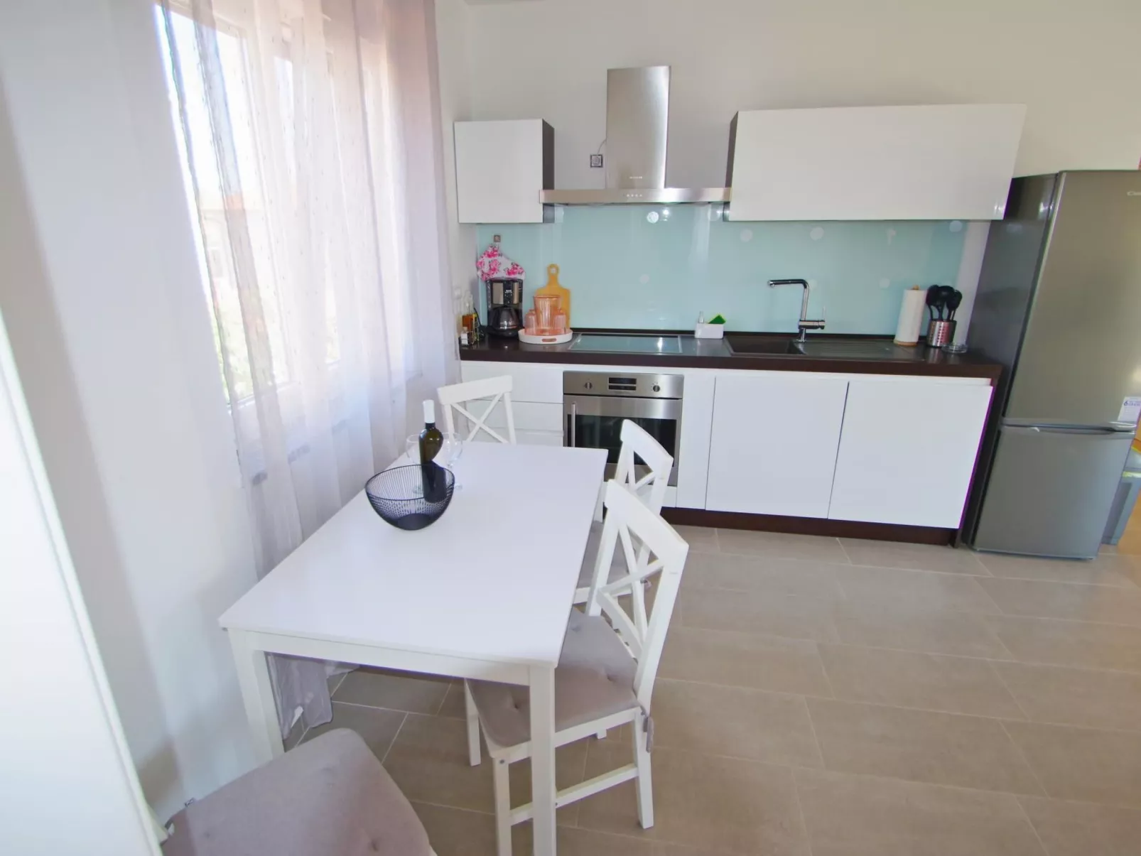 Niko für 4 Personen, Pomer-Dedans