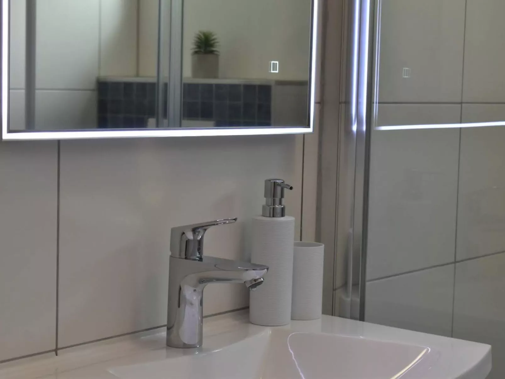 Für 8 Personen ca. 120 m&sup2; in Dubrava, Dalmatien (Gespanschaft Split-Dalmat-Inside