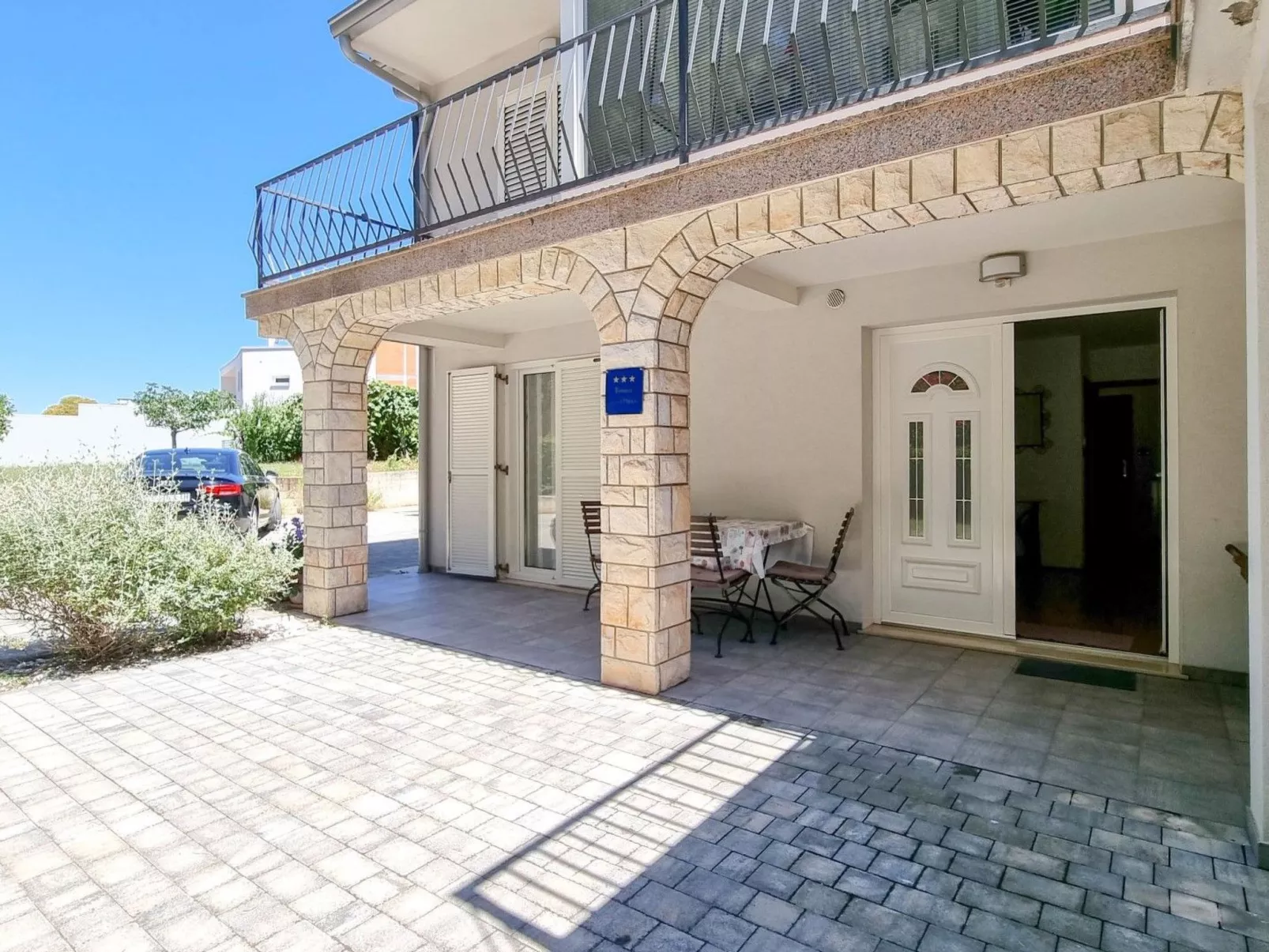 Für 4 Personen ca. 80 m&sup2; in Novigrad, Adriaküste Kroatien (Westküste von I-Draußen
