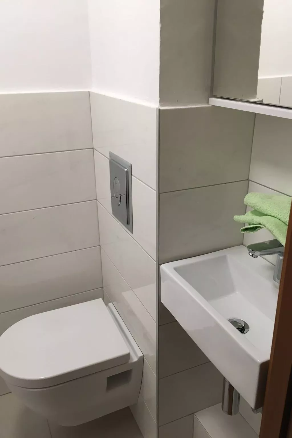 Appartement mit Blick auf das Wasser-Dedans