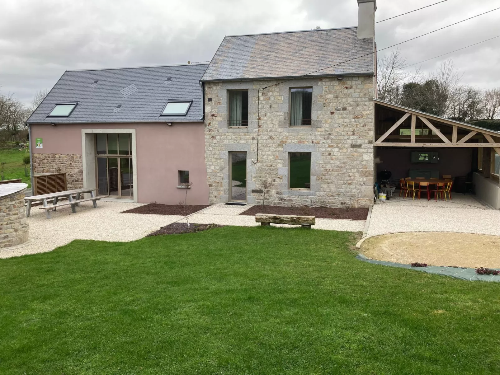 Haus von Leontine - Outside