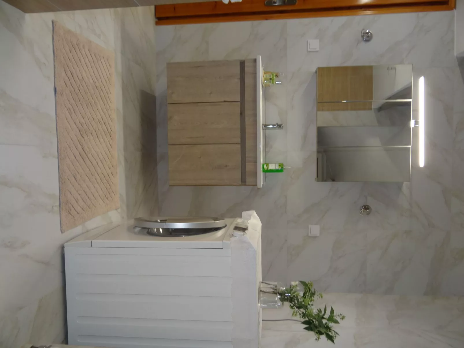 Theofanias Marmorhaus Meteora-Drinnen