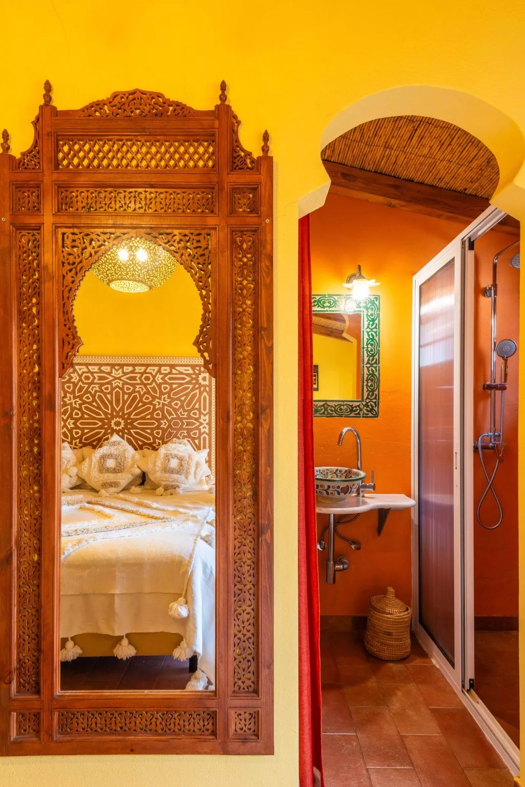 Feriendorf "Riad Serpa Galé". - Drinnen