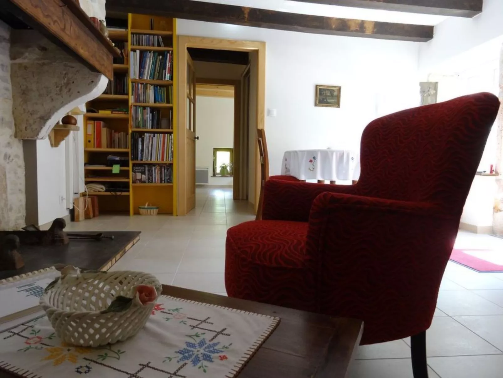 Bévau: Frankreich erleben mit Bio-Frühstück und täglichem Putz-Service-Dedans