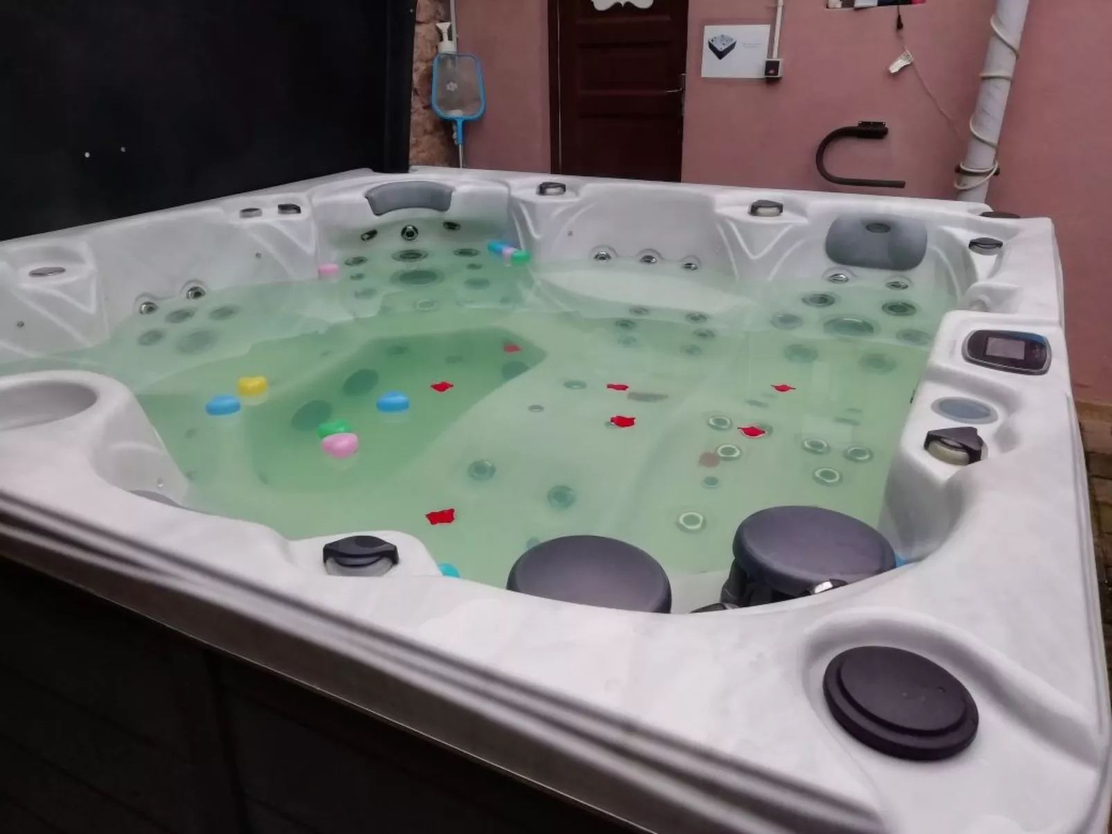 Haus in der Nähe von Straßburg mit privatem Spa-Draußen