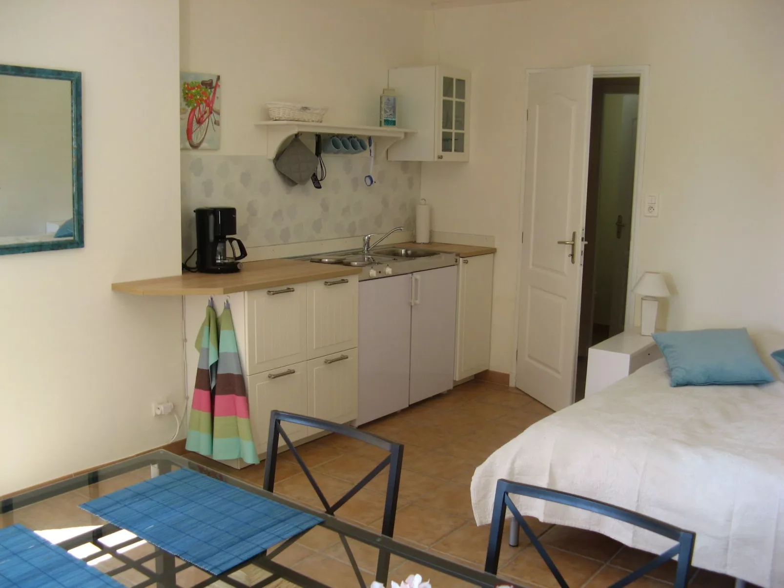 À l'abri du Mistral-Drinnen