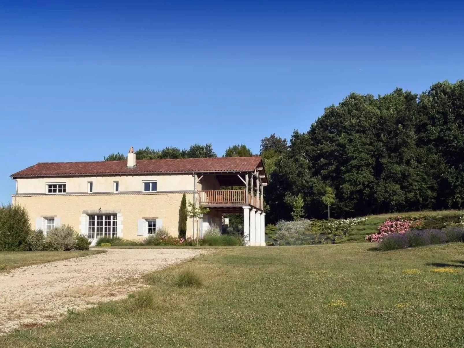 Domäne "Domaine de Ravel"-Draußen