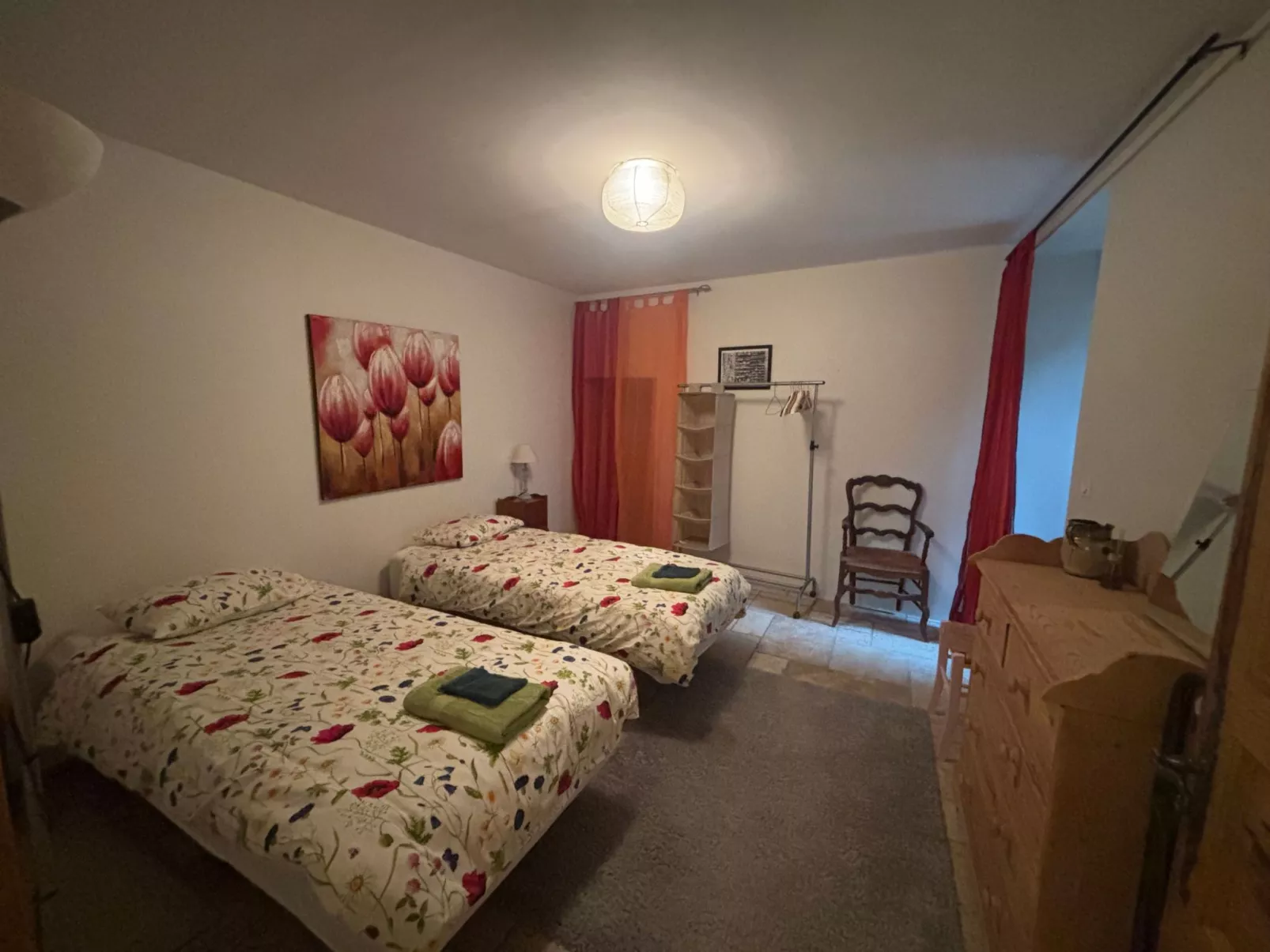 Dorfhaus in provencal mit Pool-Inside