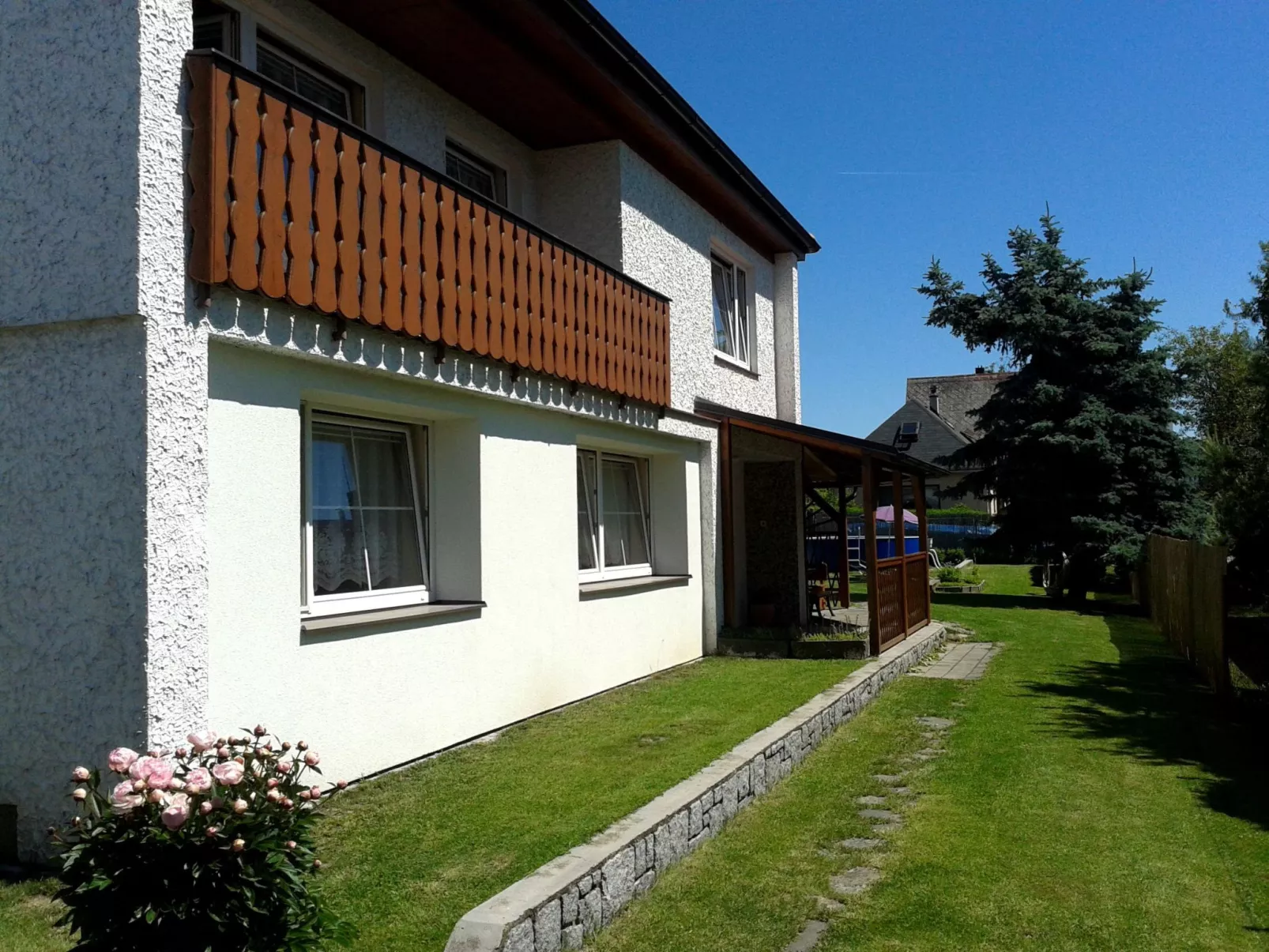 Ferienvilla mit eigenem Pool-Image-tags.info