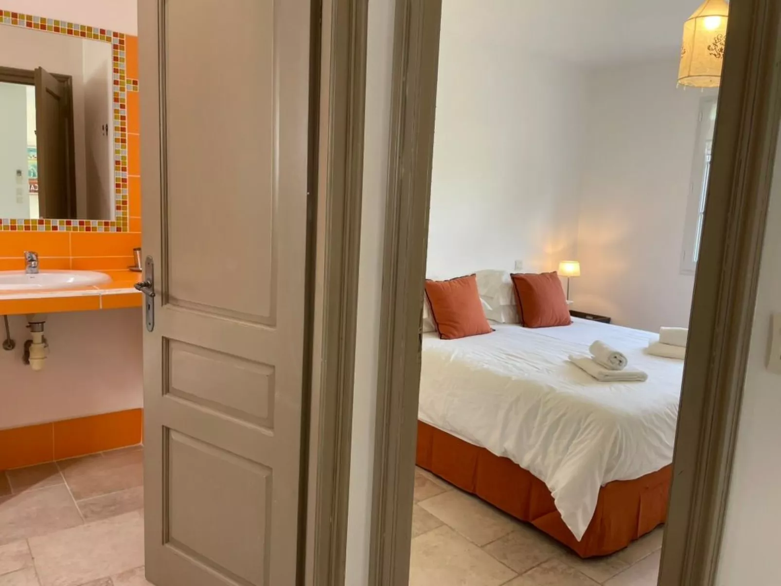 Mit Pool-Image-tags.info