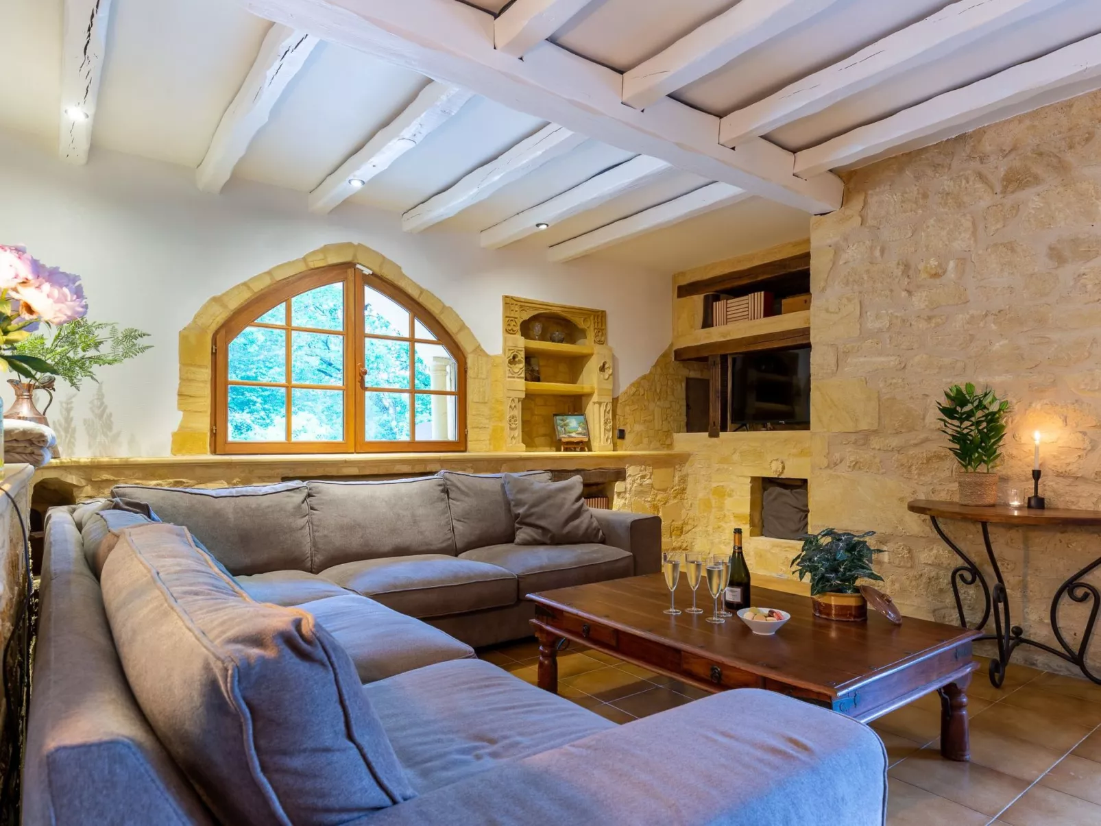 Luxus-Ferienhaus mit beheiztem Pool in der Dordogne-Inside