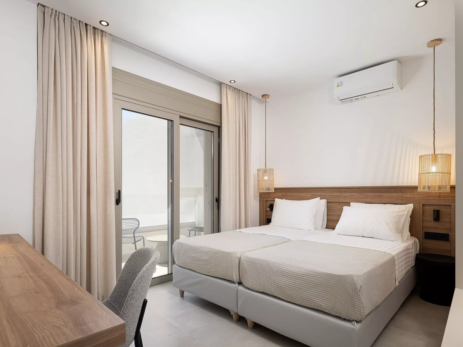 Imbros Villa lll -''Gratis''Beheizter Pool in den Bergen-Inside