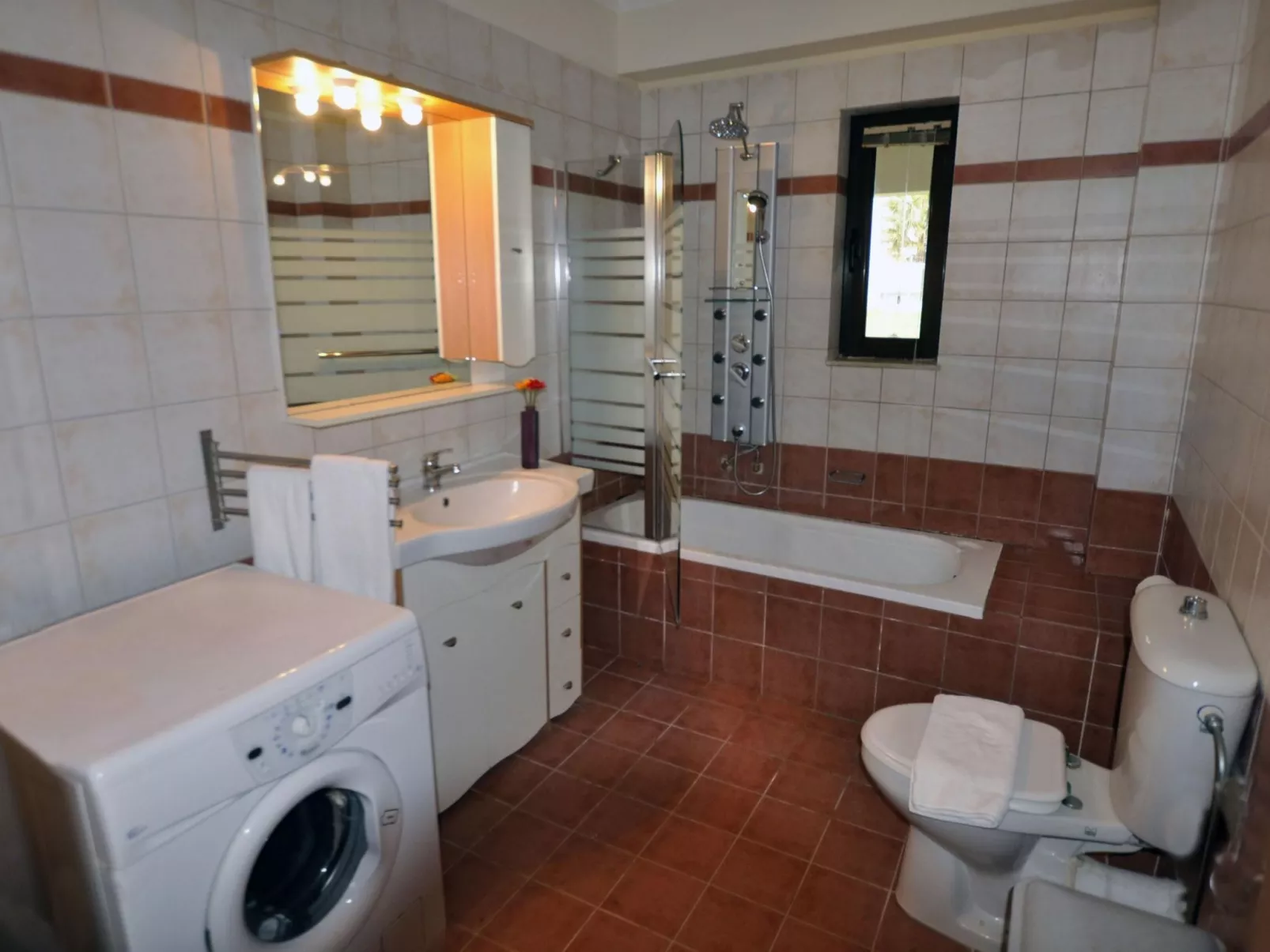 Ferienvilla "Xenos 2" mit Blick auf das Wasser-Inside