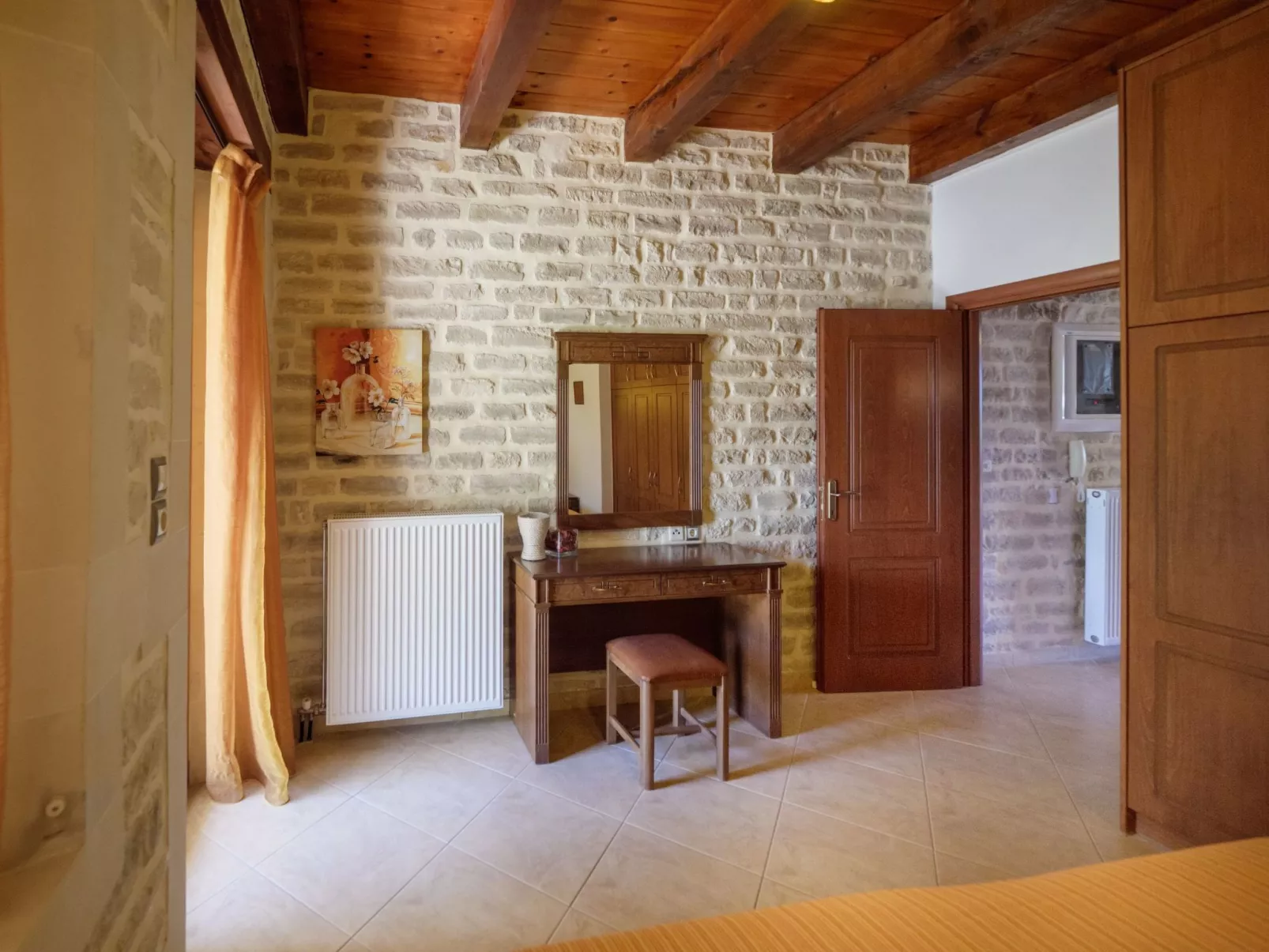 Familienfreundliche Villa mit Pool, BBQ, Kinderbereich-Inside