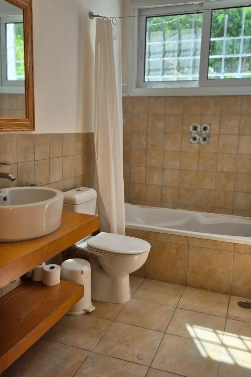 "Villa Newlands" - Pool, Meer und Inseln-Inside