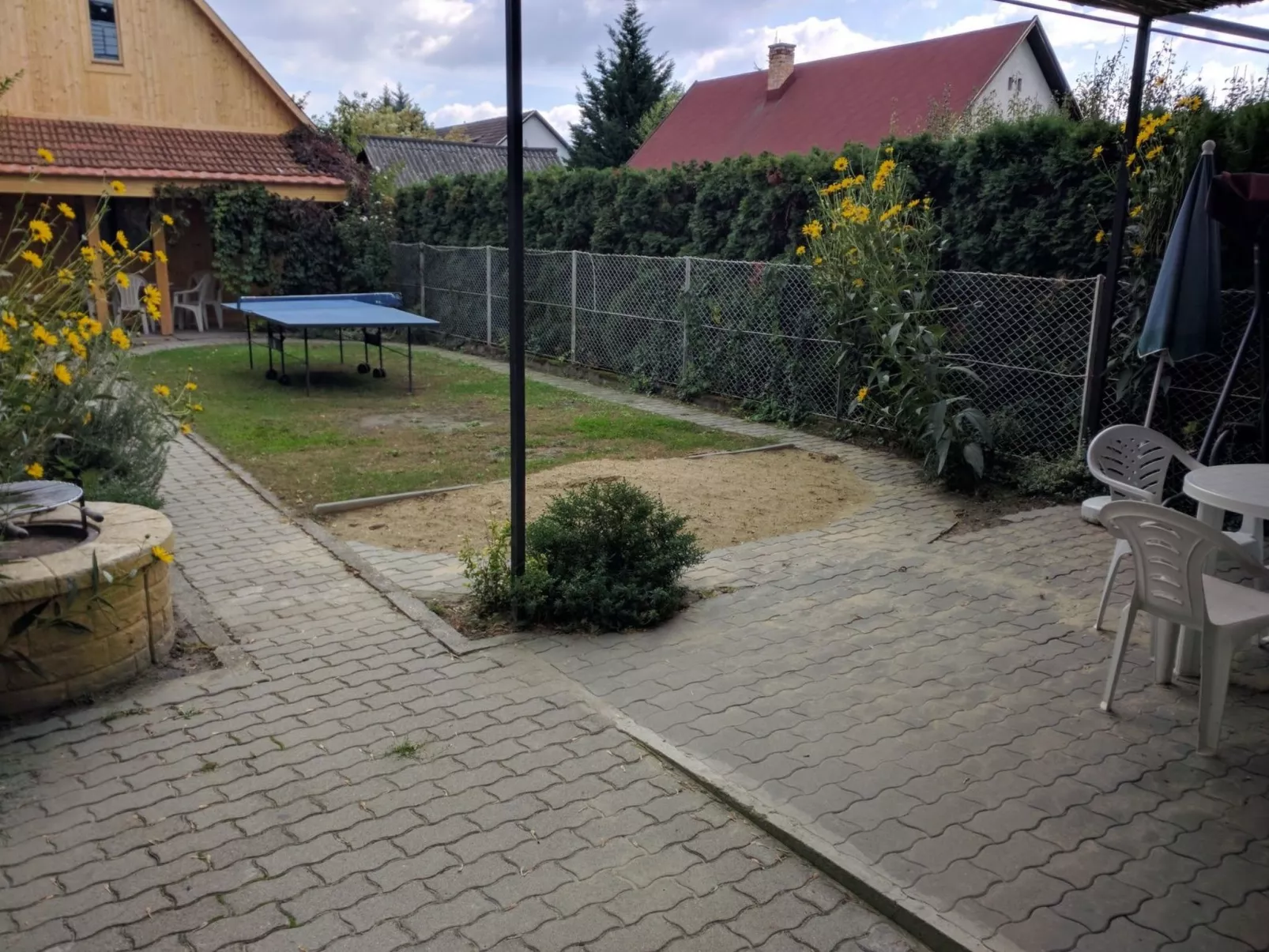 Doppelhaushälfte für sechs Personen mit Terrasse-Image-tags.info