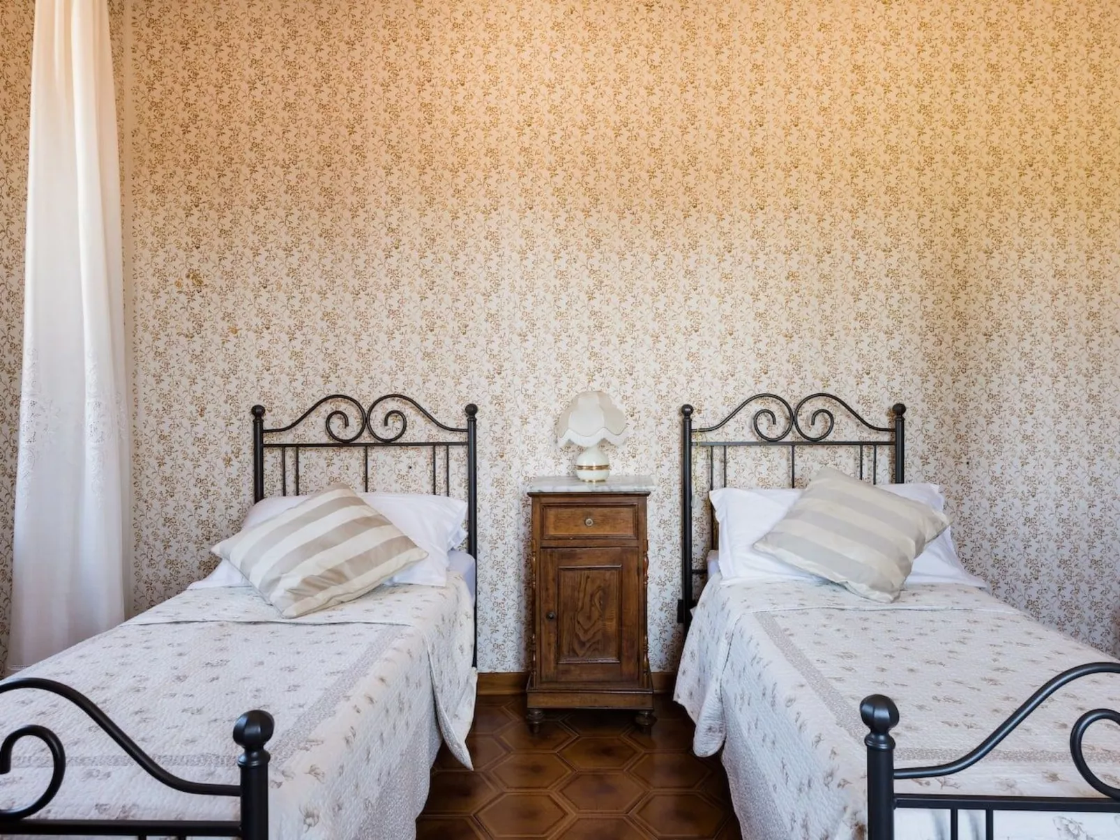 Villa Eleonora-Dedans