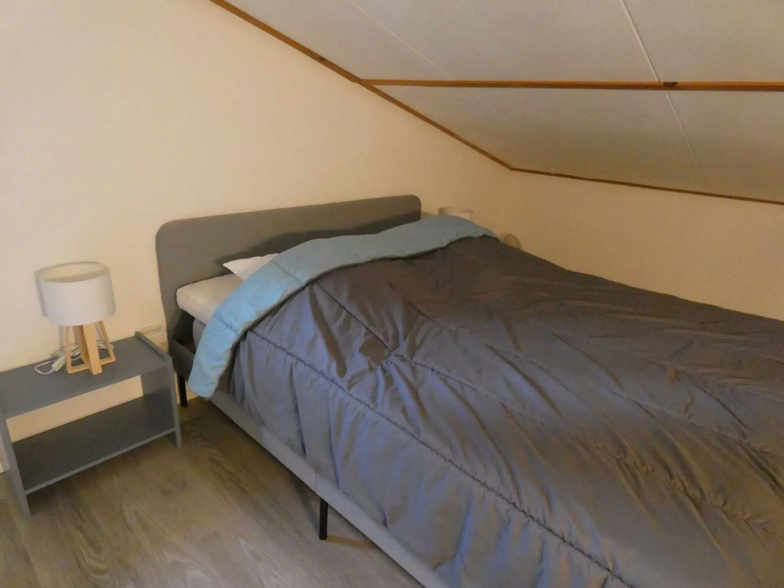 "La Cigale" mit Schwimmbad-Drinnen