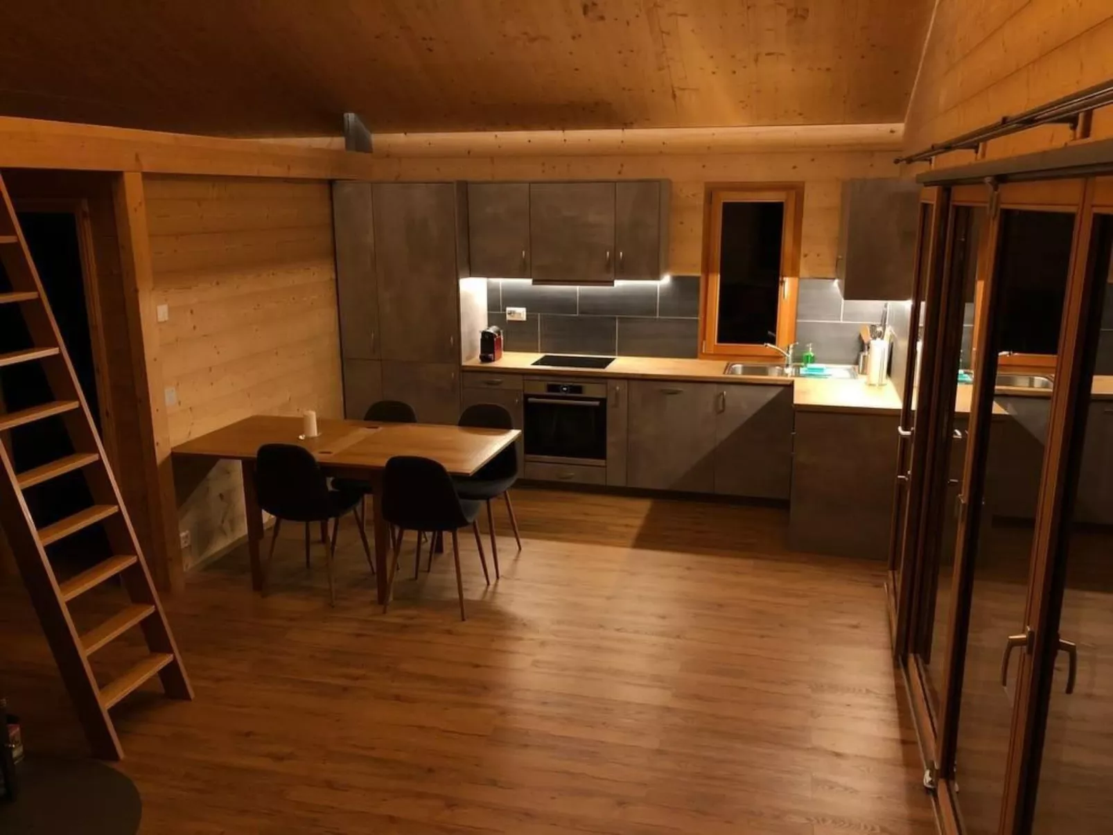 La Graziosa-Image-tags.info