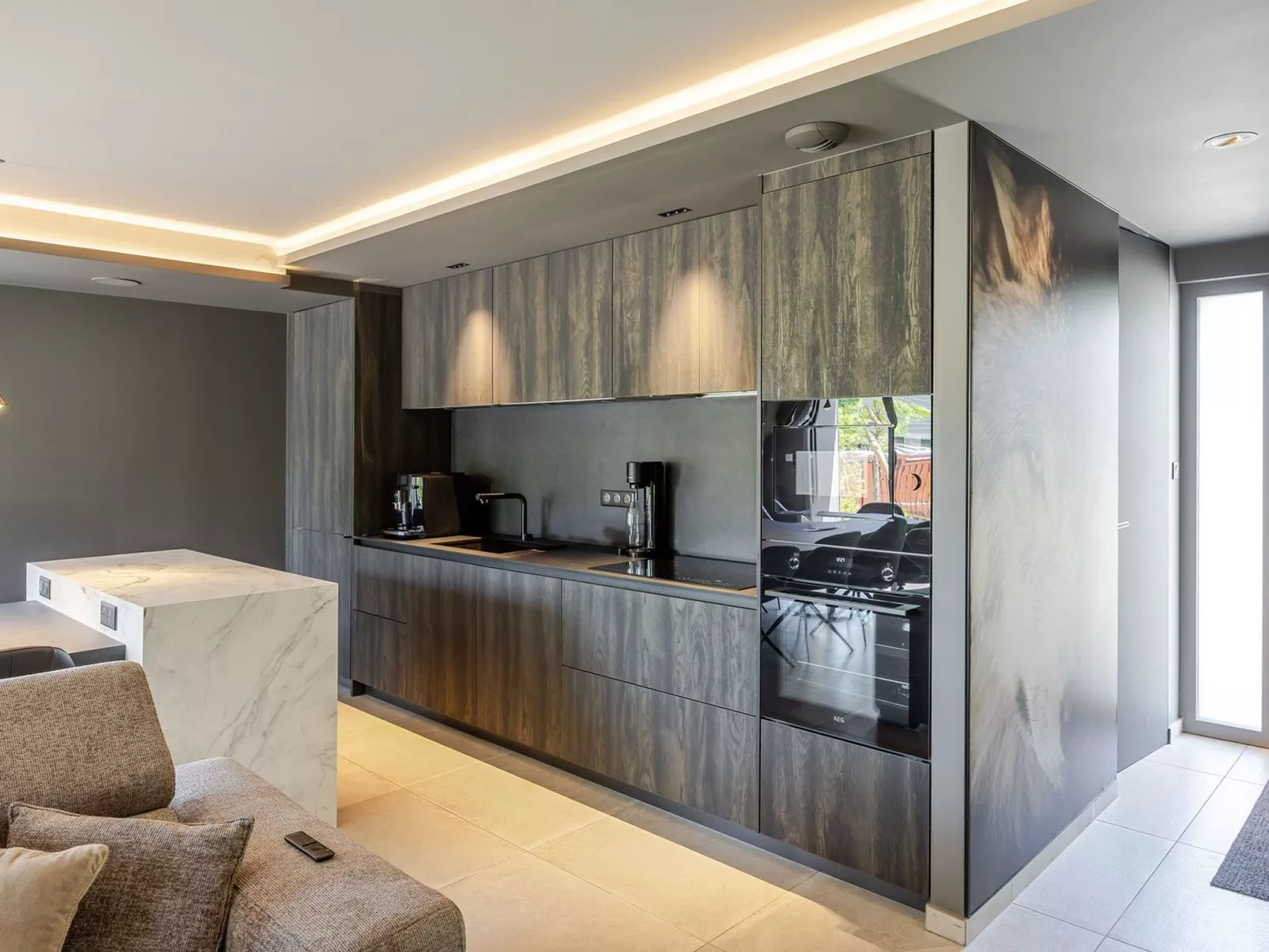 Loge aux Loups, Innenpool, Sauna, nahe am See-Image-tags.info