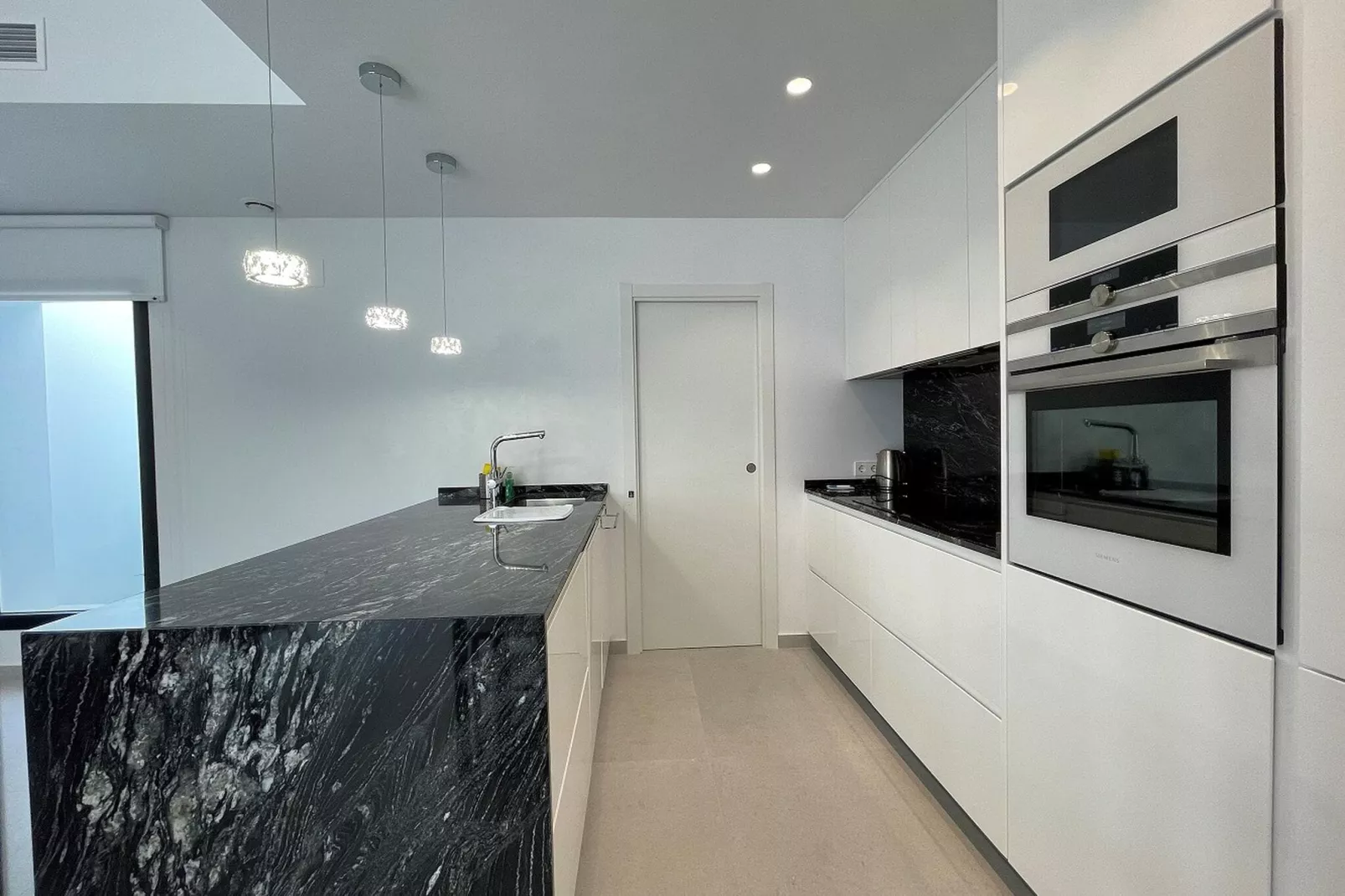 Villa Ciudad Quesada-Kitchen