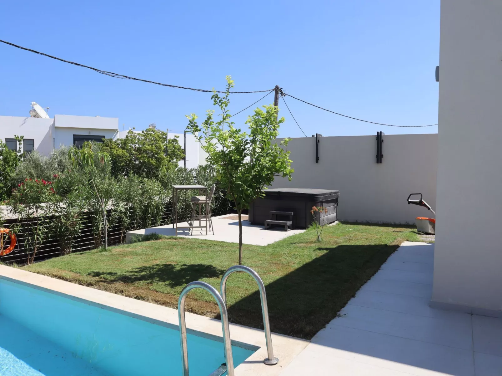 Trapezia Luxury Living - Opal