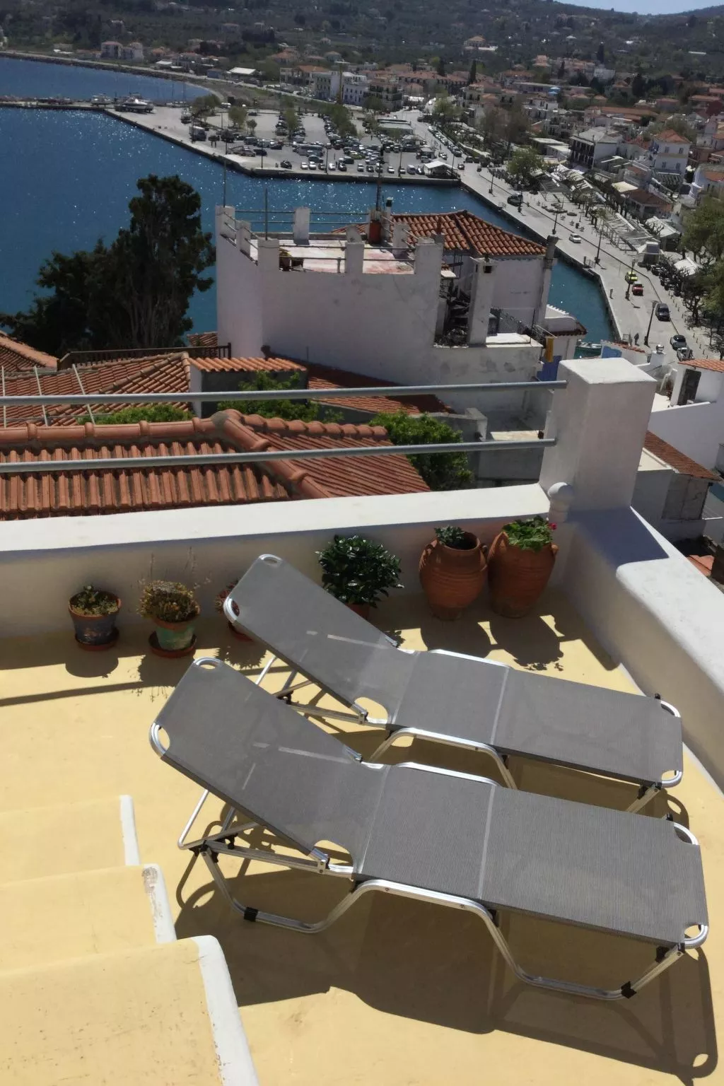 In Skopelos mit Grill und Terrasse-Outside