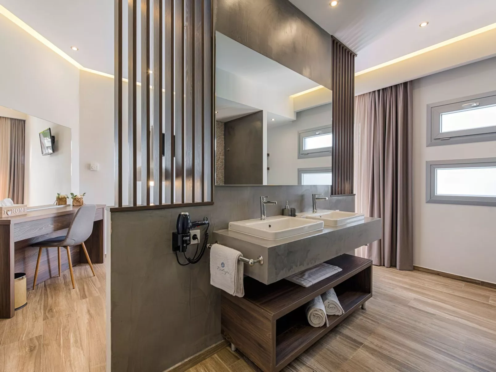 Nastazia Luxury Beach House-Drinnen